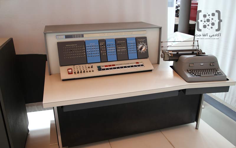 مشخصات فنی IBM 1620:
